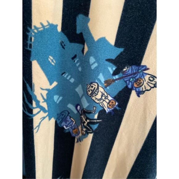 LuLaRoe TC2 Halloween striped haunted house, black and orange leggings one size - Picture 4 of 5